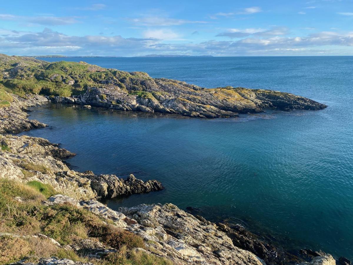 Goleen Harbour Bagian luar foto