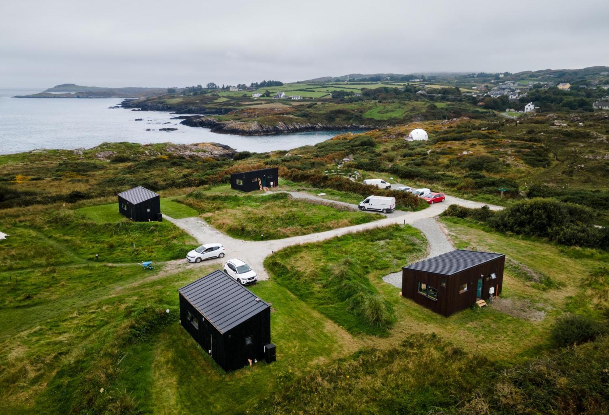 Goleen Harbour Bagian luar foto